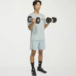 adidas Essentials Woven Mens 7" Mid Rise Workout Shorts