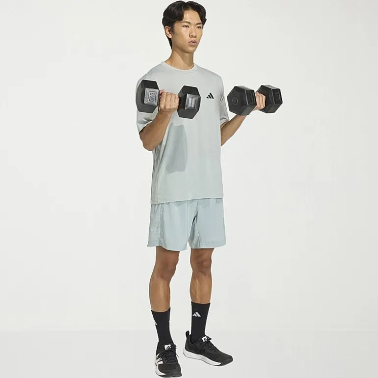 adidas Essentials Woven Mens 7" Mid Rise Workout Shorts