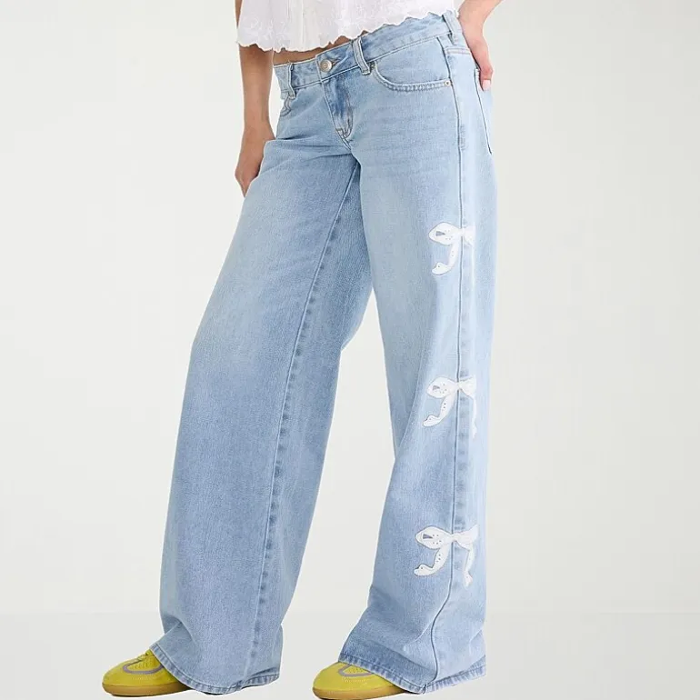 AEROPOSTALE Womens Juniors Mid Rise Wide Leg Jean