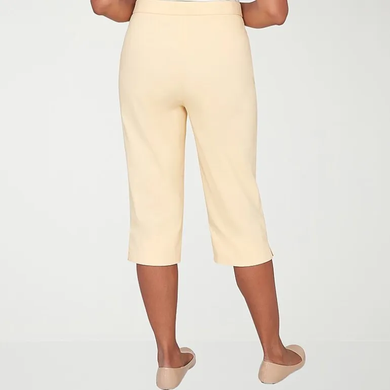 Alfred Dunner Classics Womens Stretch Fabric Straight Mid Rise Capri Pant