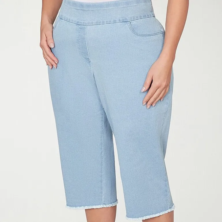 Alfred Dunner Classics Womens Plus Mid Rise Stretch Fabric Capri Jean
