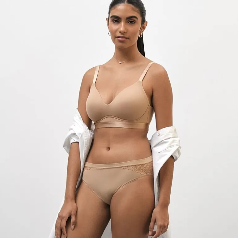 Ambrielle Bodyfit Wireless Full Coverage Bra