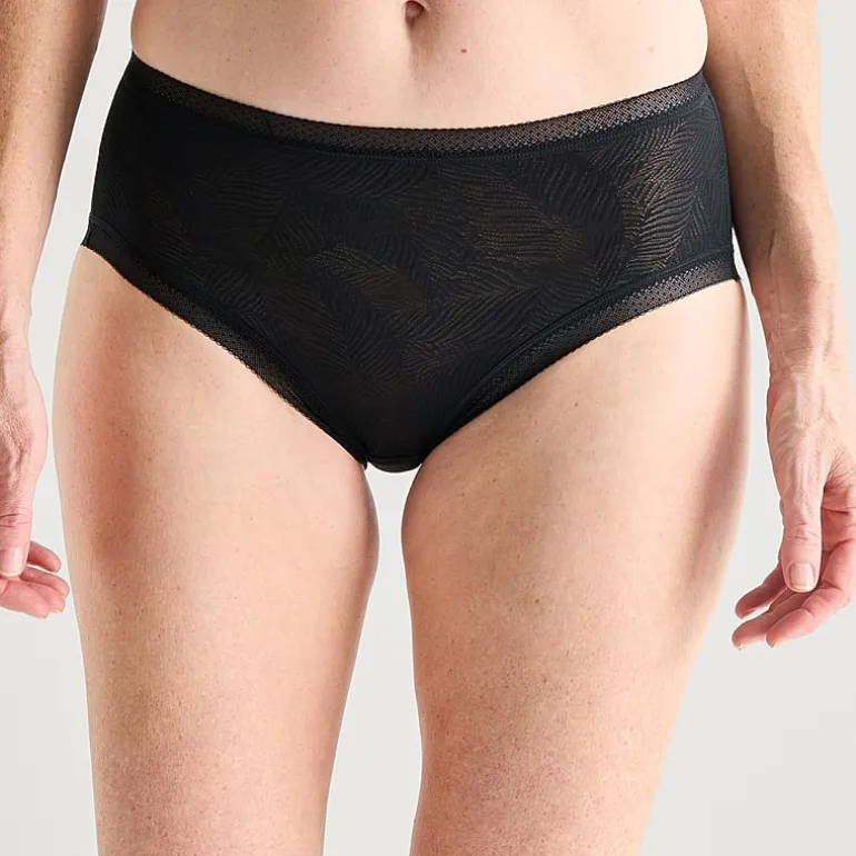 Ambrielle Smooth Lace Brief Panty