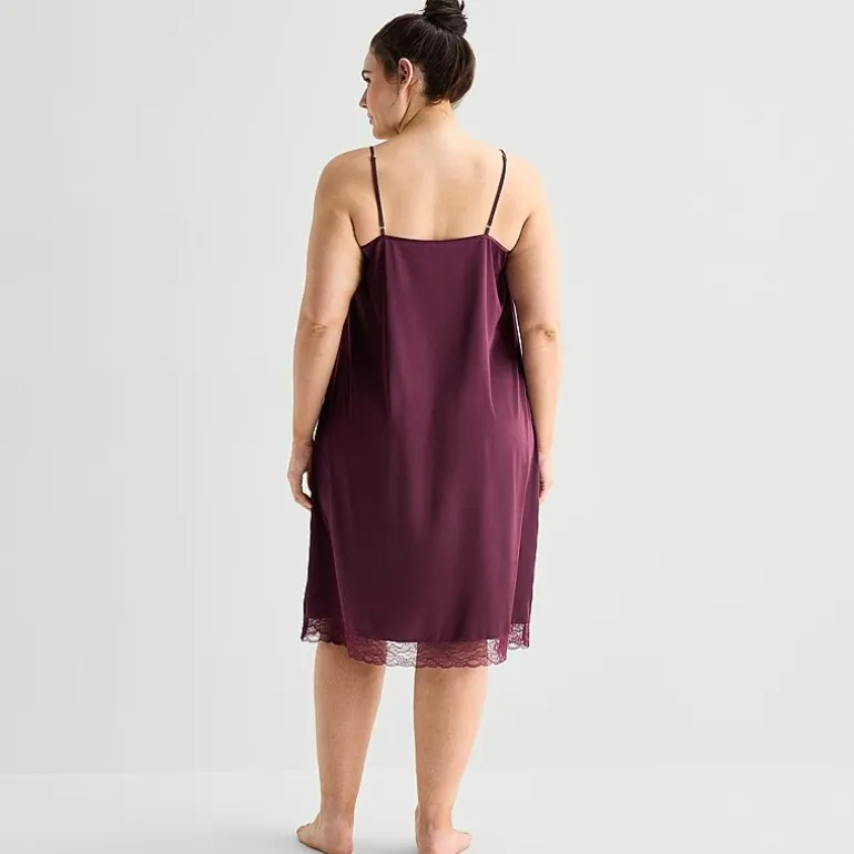 Ambrielle Womens Plus Satin Sleeveless V Neck Chemise