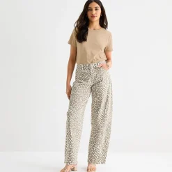 a.n.a Animal Womens Mid Rise Barrel Jean