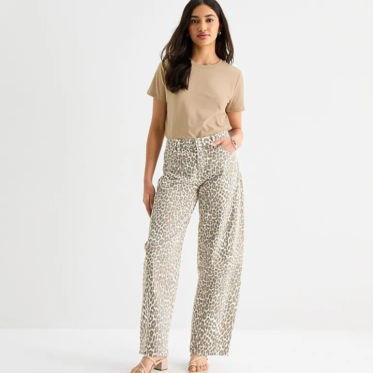 a.n.a Animal Womens Mid Rise Barrel Jean