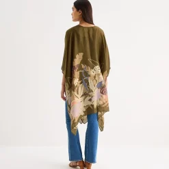 a.n.a Border Wrap