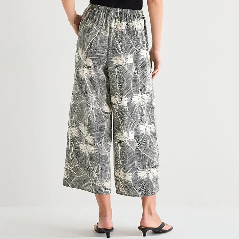 a.n.a Womens Beachy Crop Pant