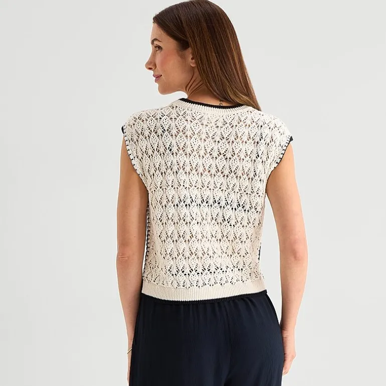 a.n.a Womens Crew Neck Sweater Vest