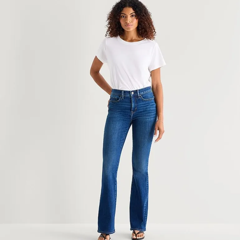a.n.a Womens High Rise Flare Leg Jean