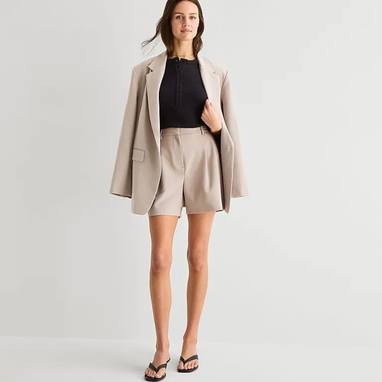 a.n.a Womens High Rise Pleated Short