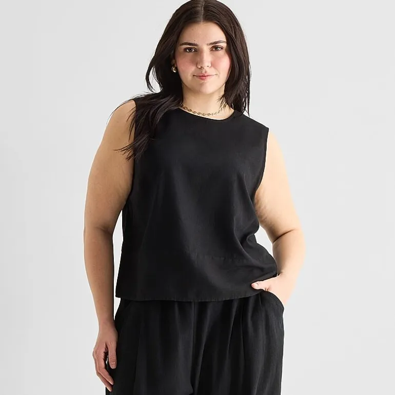a.n.a Womens Plus Round Neck Sleeveless Blouse