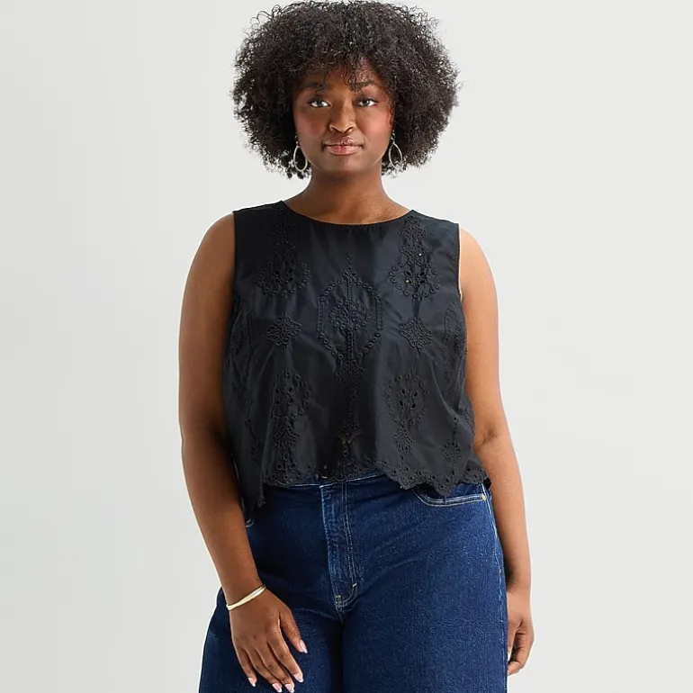 a.n.a Womens Plus Round Neck Sleeveless Blouse