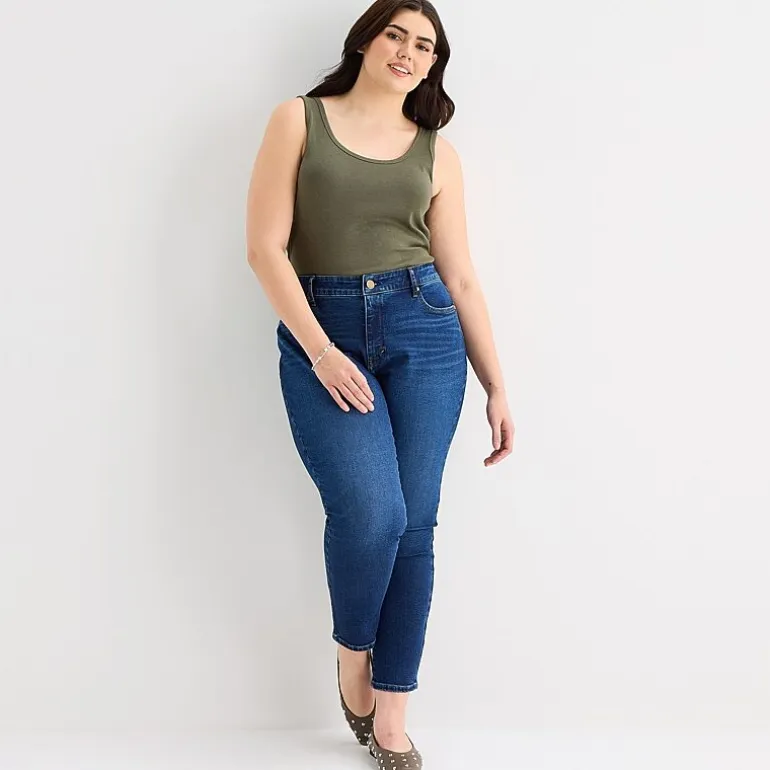 a.n.a Womens Plus U Neck Sleeveless Tank Top