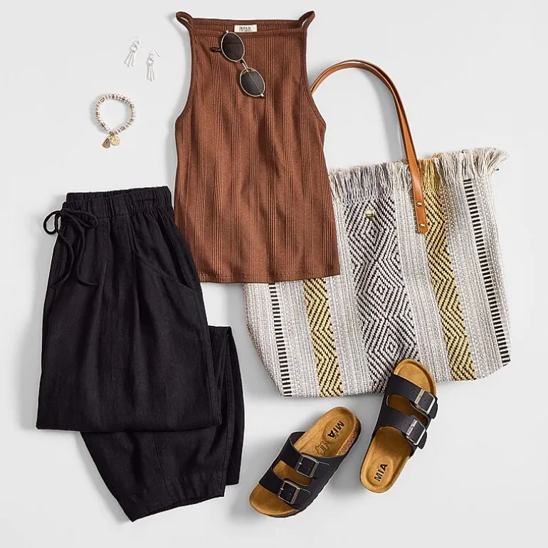 a.n.a Womens Square Neck Sleeveless Tank Top