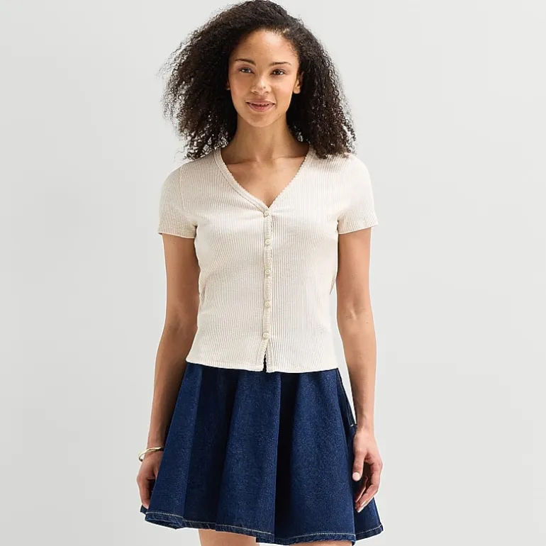 a.n.a Womens V Neck Short Sleeve Button Cardigan