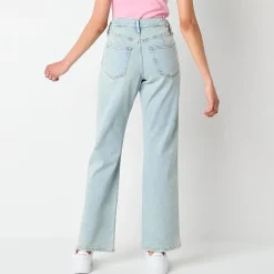 Arizona Curvy Womens Juniors High Rise Straight Leg Jean