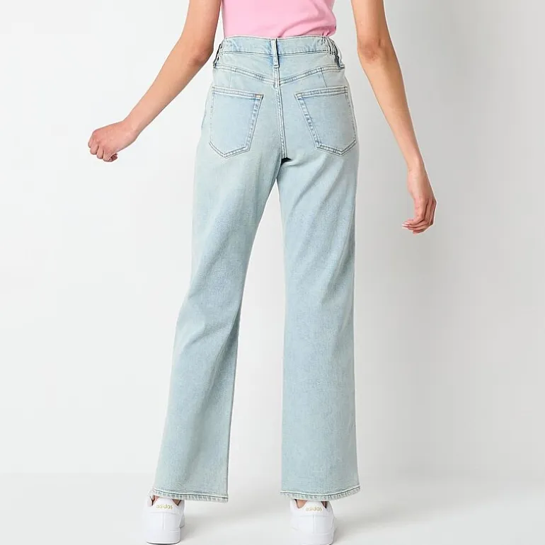 Arizona Curvy Womens Juniors High Rise Straight Leg Jean