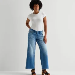 Arizona Curvy Womens Juniors Short Low Rise Curvy Fit Jean