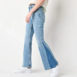 Arizona Curvy Womens Juniors High Rise Flare Leg Jean