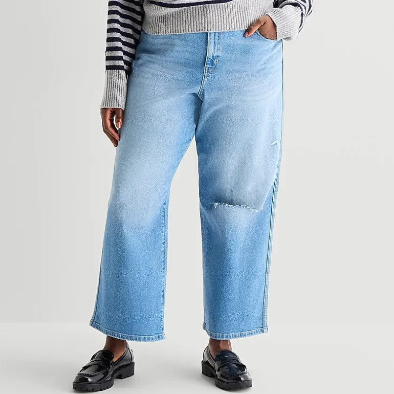 Arizona Curvy Womens Juniors Plus Low Rise Straight Leg Jean