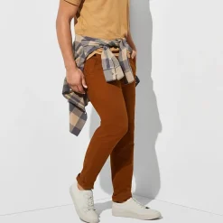 Arizona Mens Relaxed Taper Chino