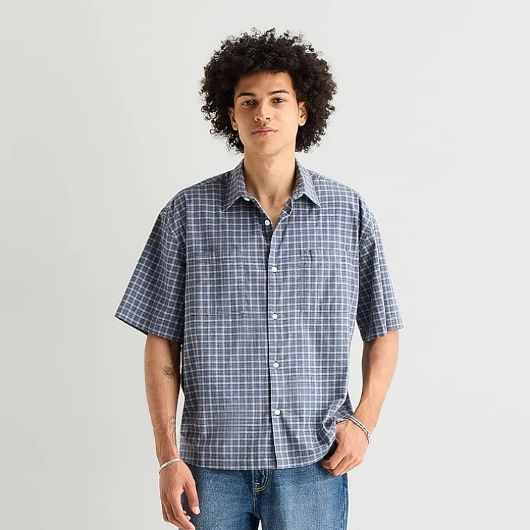 Arizona Mens Short Sleeve Boxy Fit Button-Down Shirt