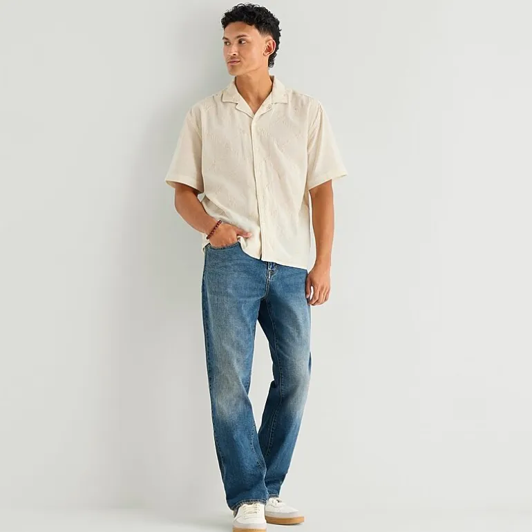 Arizona Mens Short Sleeve Boxy Fit Button-Down Shirt