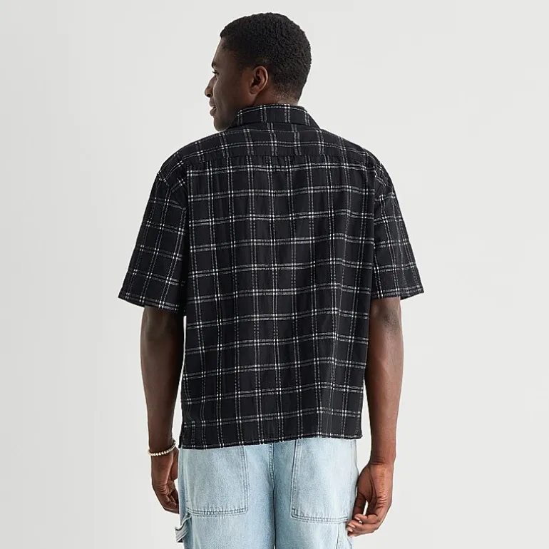 Arizona Mens Short Sleeve Boxy Fit Button-Down Shirt