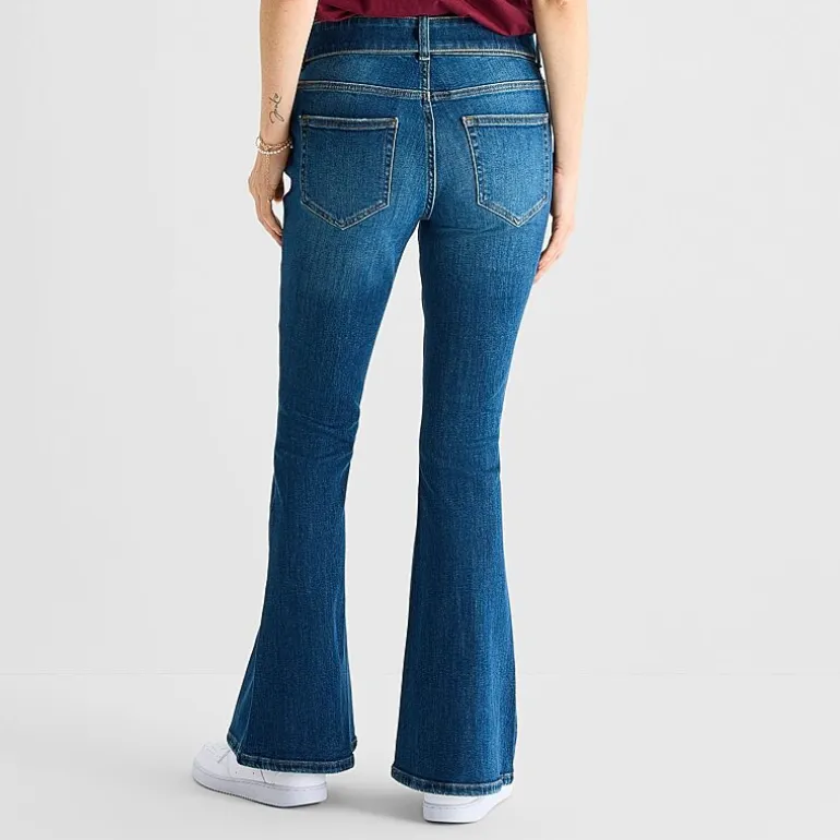 Arizona Womens Juniors Low Rise Flare Leg Jean