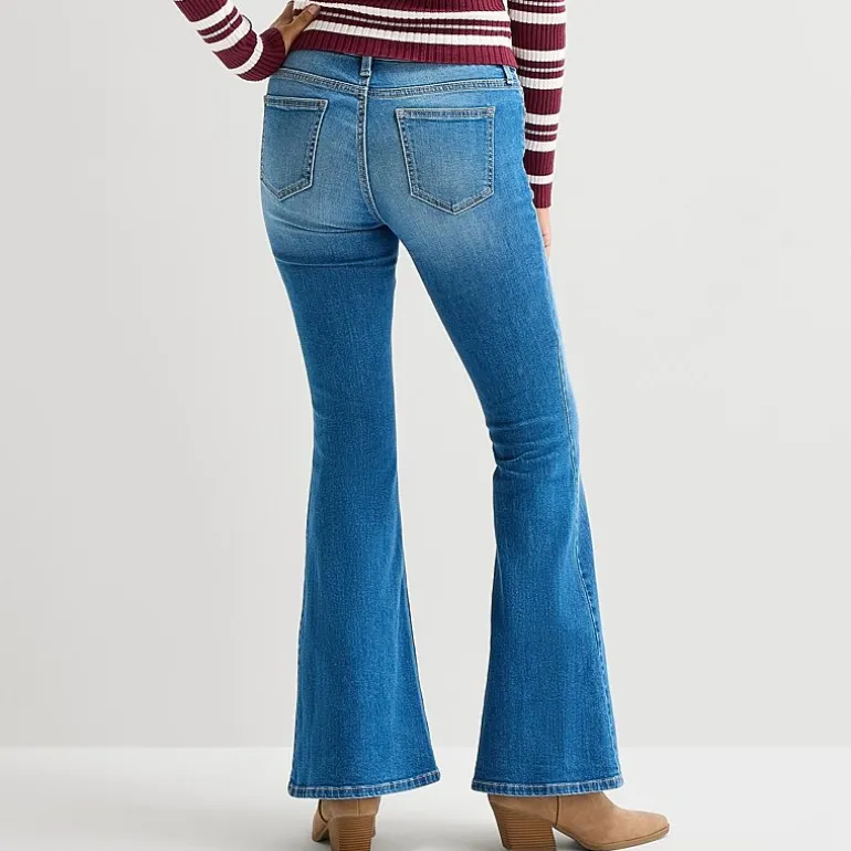 Arizona Womens Juniors Low Rise Flare Leg Jean