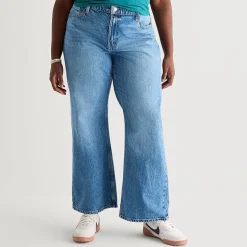 Arizona Womens Juniors Plus Low Rise Straight Leg Jean
