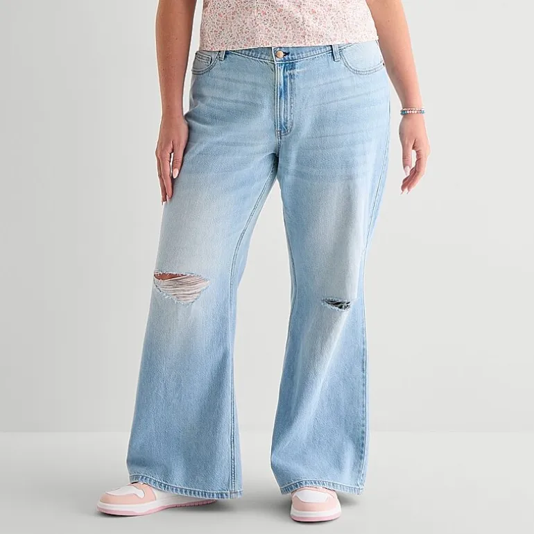Arizona Womens Juniors Plus Low Rise Bootcut Jean