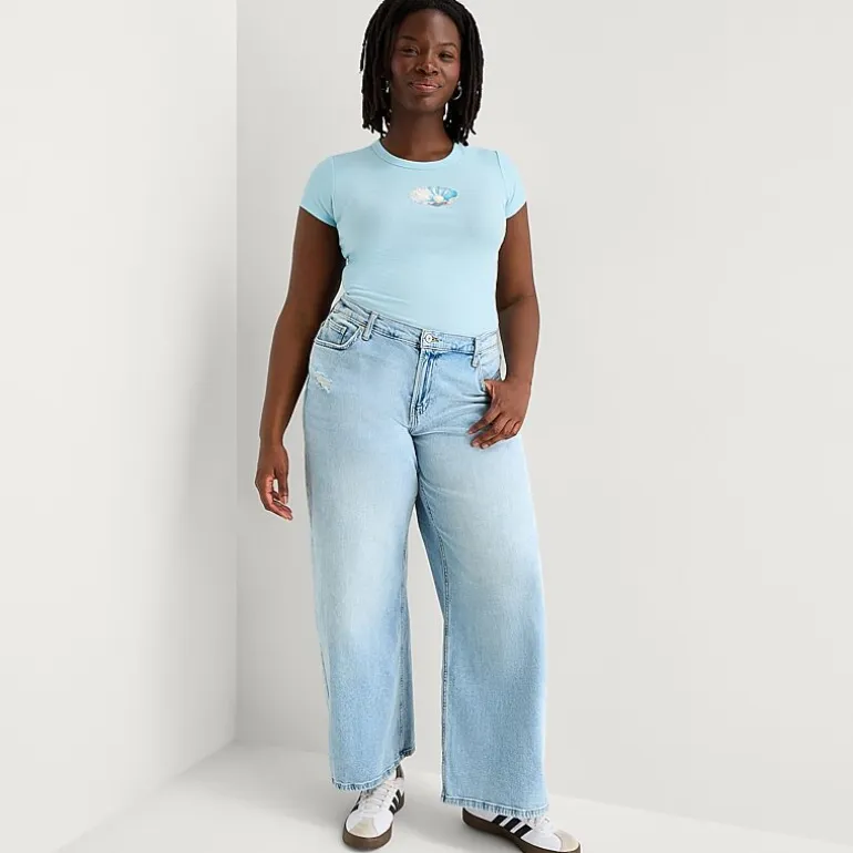 Arizona Womens Juniors Plus Low Rise Flare Leg Jean