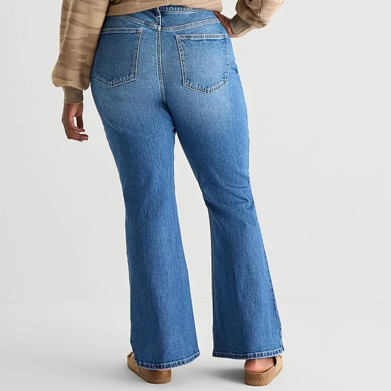 Arizona Womens Juniors Plus Low Rise Bootcut Jean