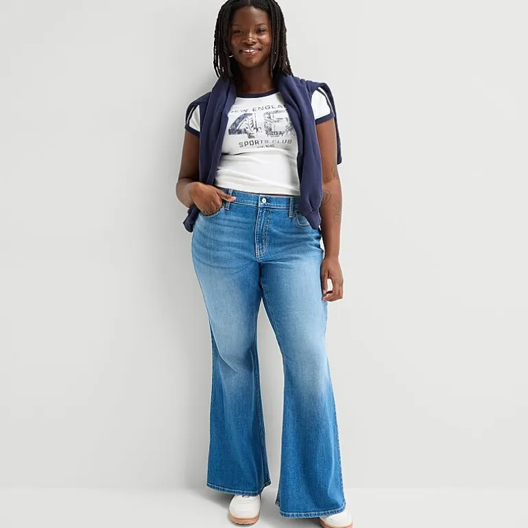 Arizona Womens Juniors Plus Low Rise Flare Leg Jean
