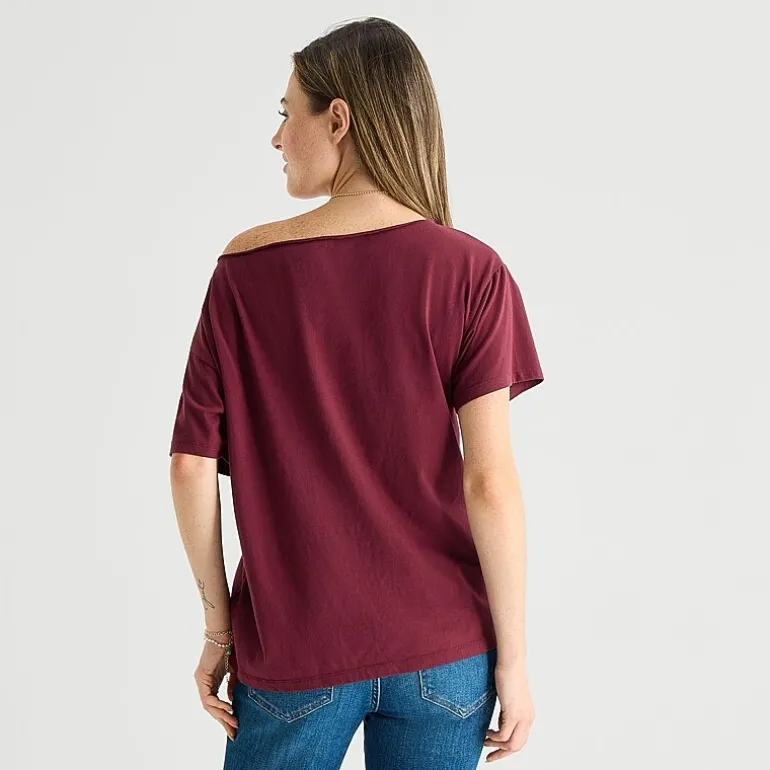 Arizona Womens Juniors Scoop Neck Short Sleeve Regular Fit Graphic T-Shirt