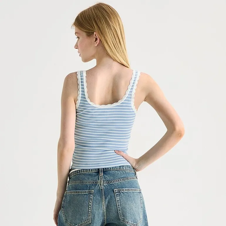 Arizona Womens Juniors Scoop Neck Sleeveless Tank Top