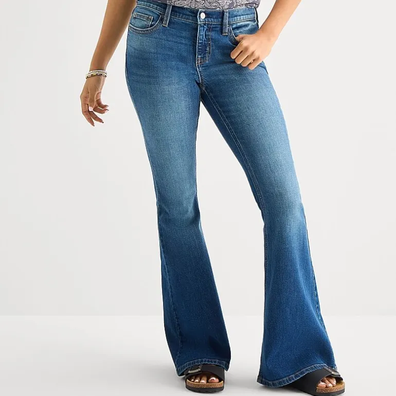 Arizona Womens Juniors Short Low Rise Flare Leg Jean