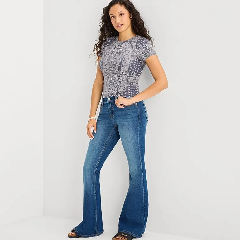 Arizona Womens Juniors Short Low Rise Flare Leg Jean