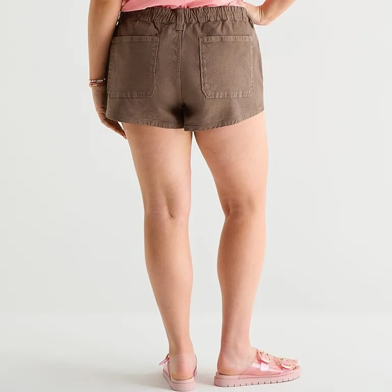 Arizona Womens 2 1/2" Low Rise Juniors Plus Chino Short