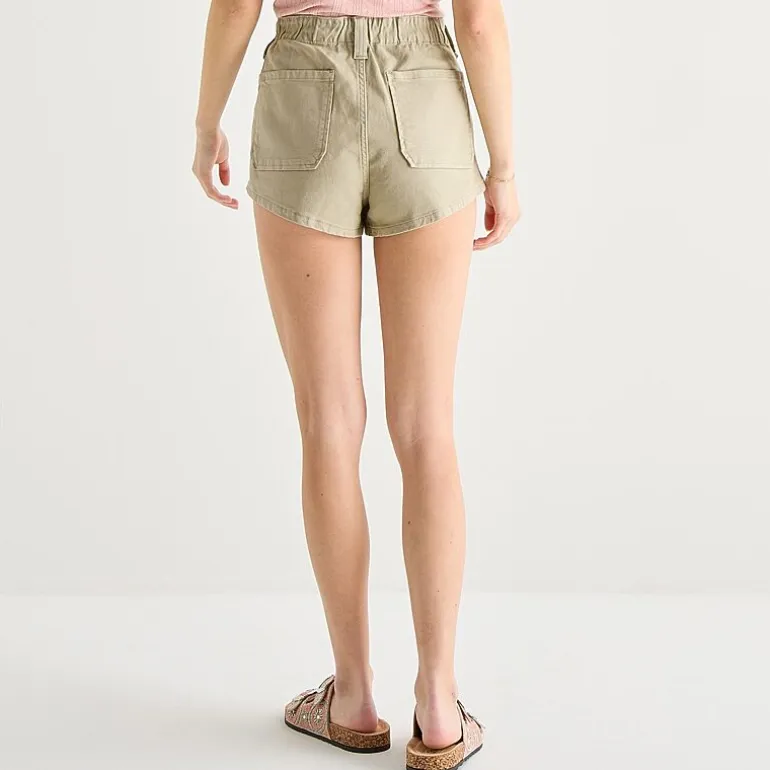 Arizona Womens 2 1/2" Low Rise Juniors Plus Chino Short