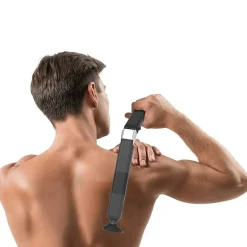 Back Shaver With An Extendable Arm
