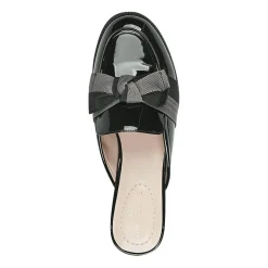 BANDOLINO Leilani Womens Moc Closed Toe Mules