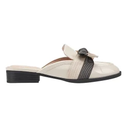 BANDOLINO Leilani Womens Moc Closed Toe Mules