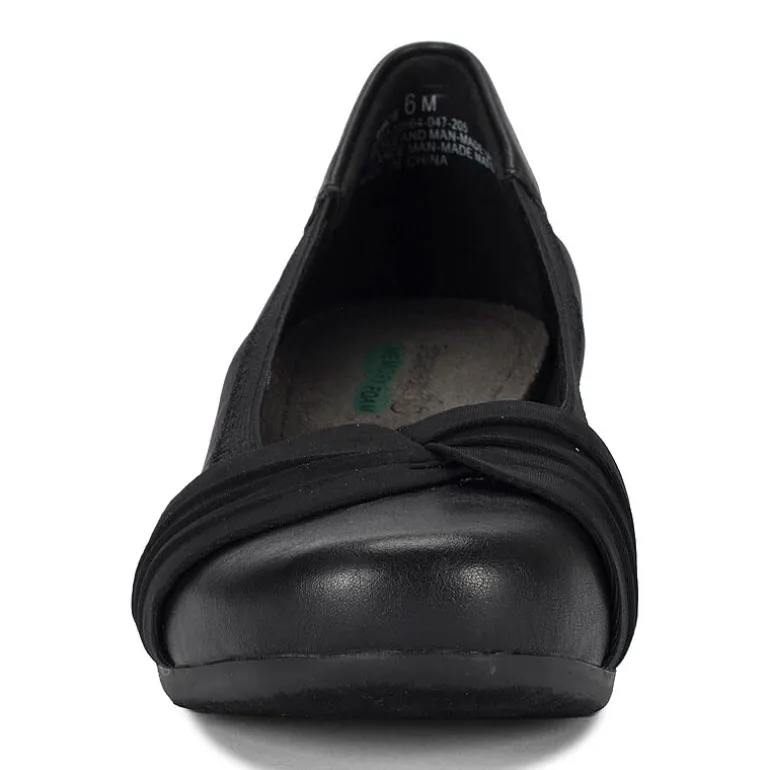 Baretraps Marcie Womens Round Closed Toe Slip-On Shoe