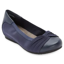 Baretraps Marcie Womens Round Closed Toe Slip-On Shoe