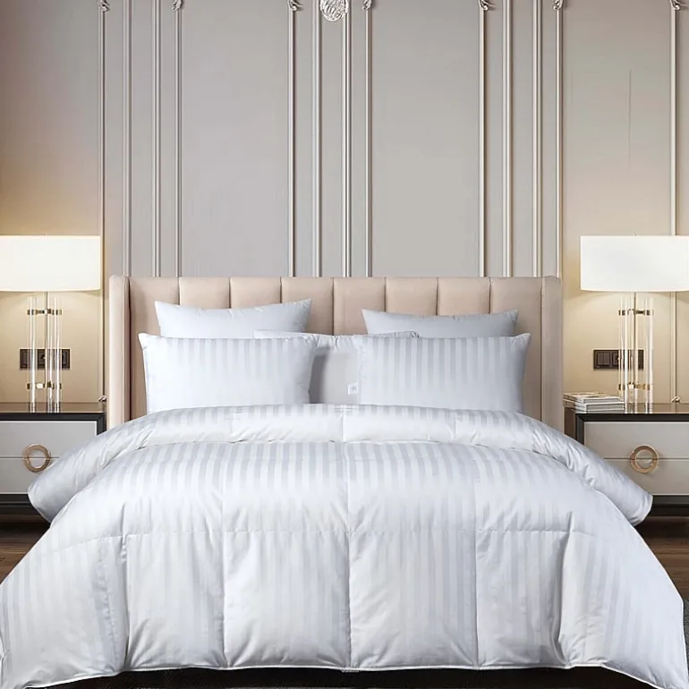 Beautyrest 500 Thread Count Damask Stripe US Grown Cotton Hungarian White Goose Down Comforter