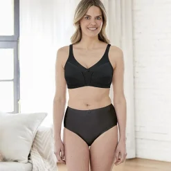 Bestform Comfortable Wireless Cotton Bra with Unlined Seamed Cups-5006825
