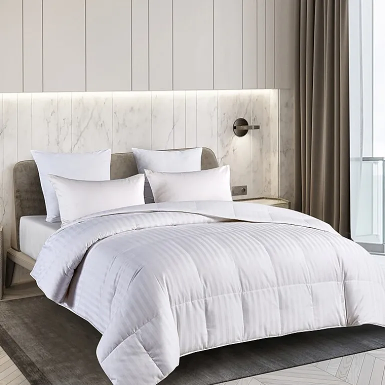 Blue Ridge Home Fashions 350 Thread Count White Goose Down and Feather Comforter